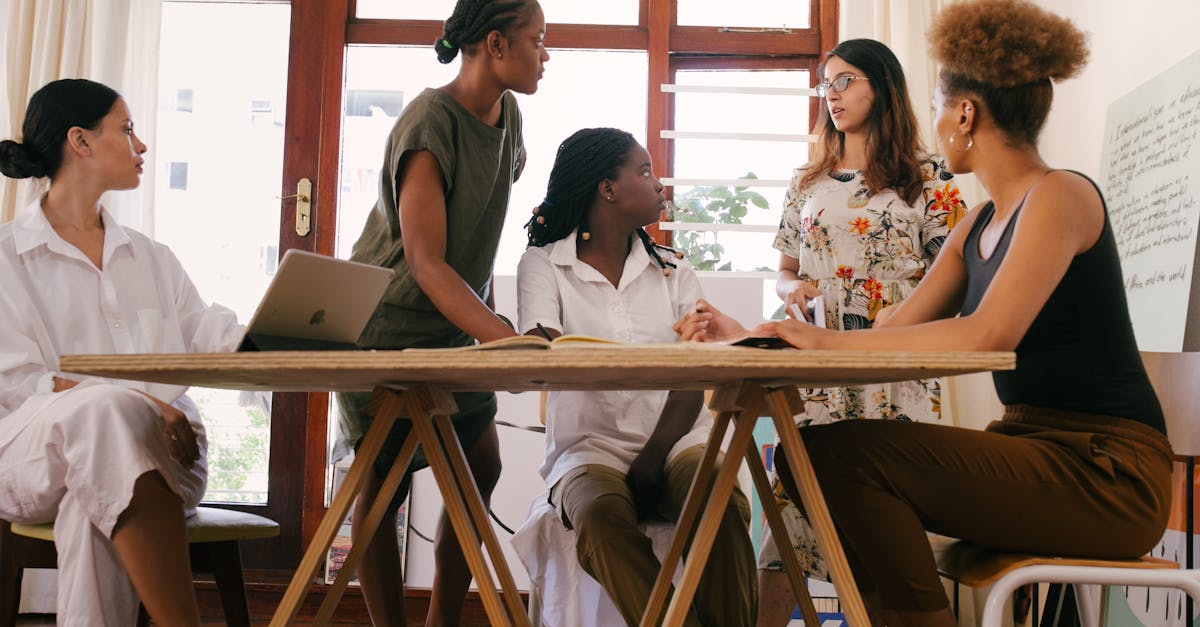découvrez l'importance de la culture d'entreprise dans le développement d'un environnement de travail harmonieux et productif. apprenez comment des valeurs partagées, une communication efficace et un esprit d'équipe renforcent la motivation des employés et le succès global de l'entreprise.